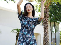 夏日繁華，與JZ玖姿共同步入繽紛“花”園