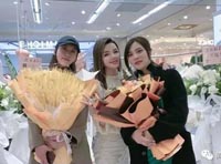 熱烈祝賀簡詣女裝江西南昌萬達店開業(yè)大吉！祝業(yè)績長虹，天天大賣！