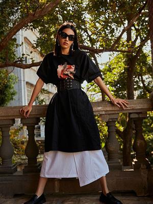 氏伽女裝2022春夏新品