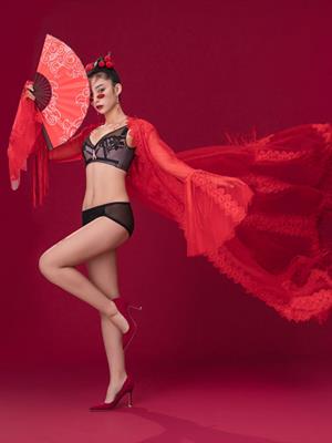 伊蘭芬內(nèi)衣新品