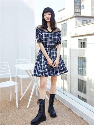 迪笛歐女裝2022春夏新品