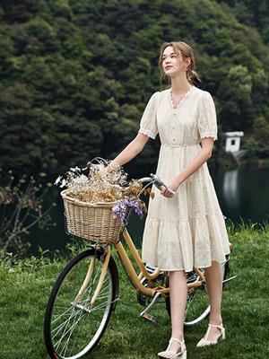禹妃2022春夏女裝