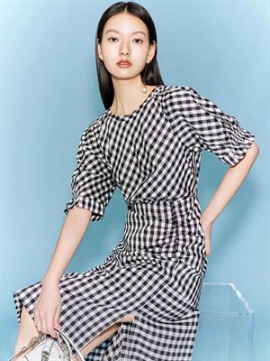 曼婭奴2022春夏女裝