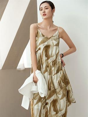 尼赫菲2022春夏女裝