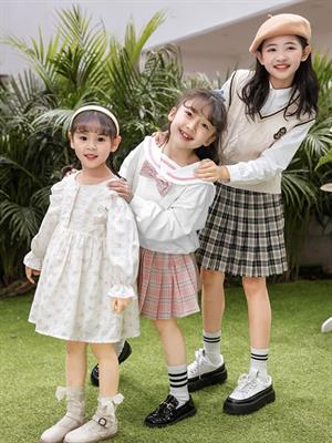 咔啦嘟熊2022春夏童裝