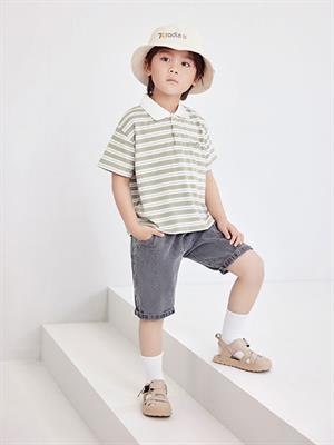 七彩搖籃童裝春夏新品