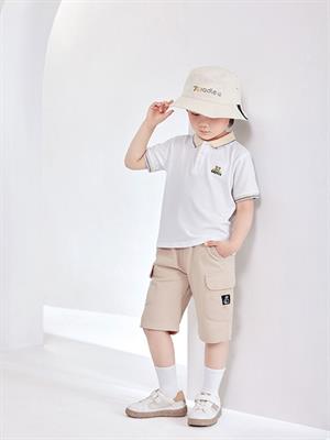 七彩搖籃童裝春夏新品