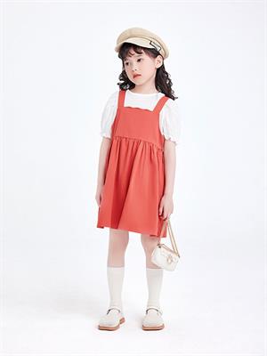 七彩搖籃童裝春夏新品