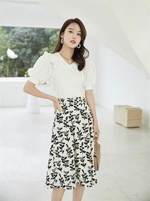 艾蜜唯婭女裝春夏新品