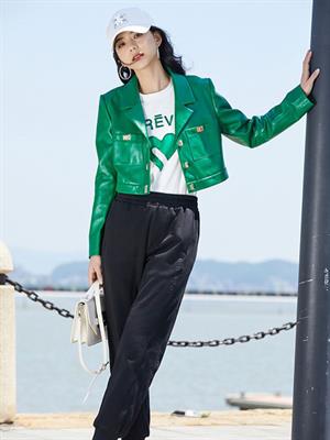 美詩緹女裝2022秋冬新品