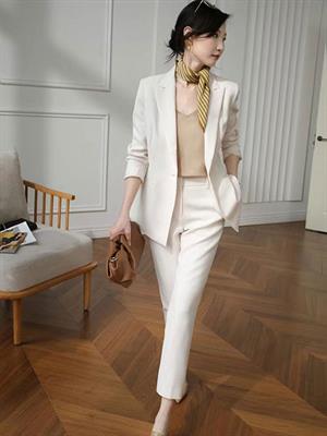 卡致依女裝2022春夏新品