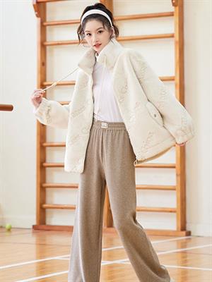 愛依服女裝2022秋冬新品