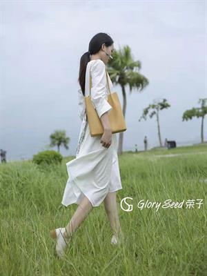 榮子女裝2022春夏新品