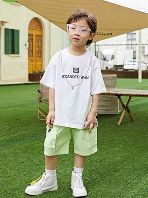 七彩芽童裝春夏新品