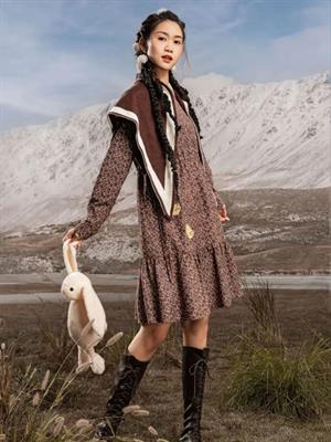 云上寫生女裝2022秋冬新品