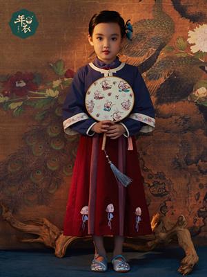 年衣童裝產品款式