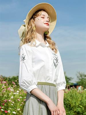 艾蓓怡女裝春夏款