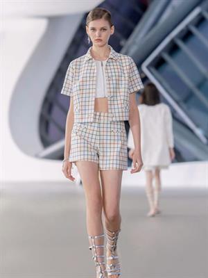 夏姿陳女裝2023新款產品