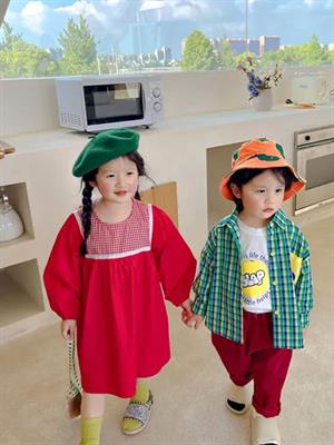 萬小萬童裝春夏新款產品