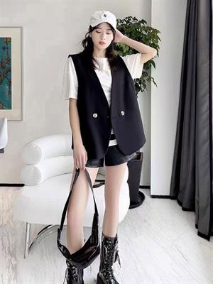 CEF穿依芙女裝春夏新品