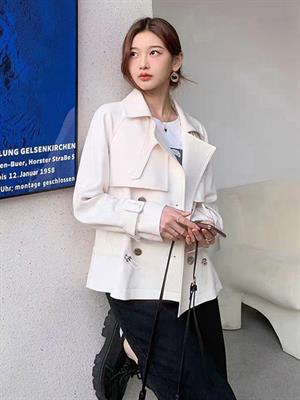 CEF穿依芙女裝春夏新品