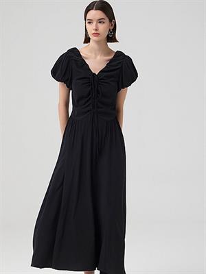 芊素女裝春夏新品
