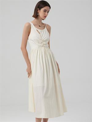 芊素女裝春夏新品