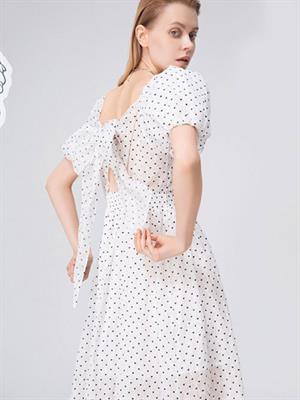 西納維思女裝春夏新品