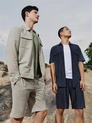 梵思諾男裝春夏新品