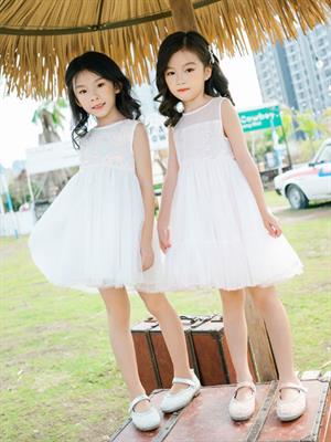 Kiss ABC童裝春夏新品