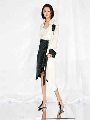 雅默女裝春夏新品