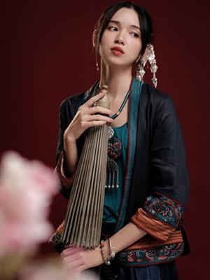 昕朵女裝春夏新品