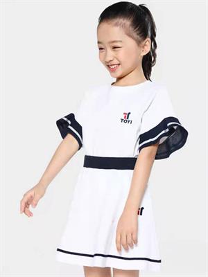 脫穎童裝春夏新品