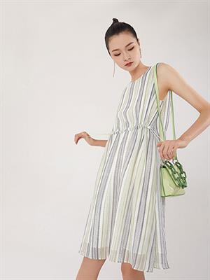 衣曲女裝夏季新品