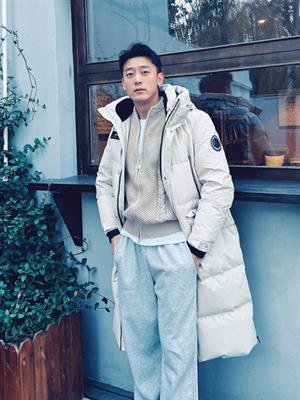 波司登羽絨服2023秋冬新品