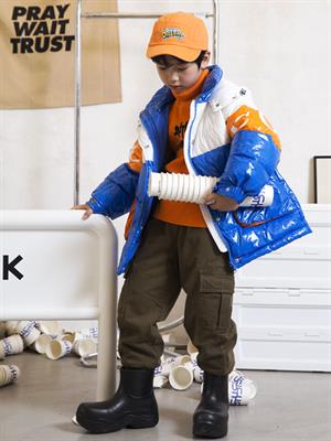 斐杋潮童童裝秋冬新品