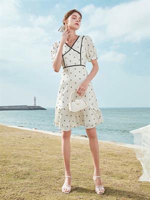 春美多女裝夏季新品