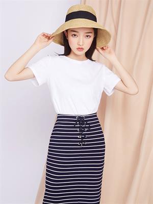 巒左女裝春夏新品