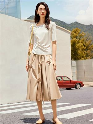 彩素女裝春夏新品