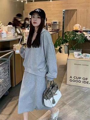 所季女裝新品