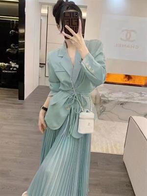 所季女裝新品