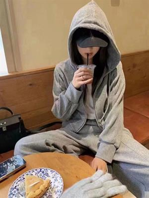 所季女裝新品