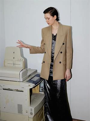 輕慕女裝新品