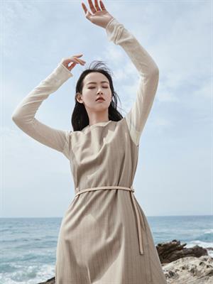 依丁可唯女裝秋冬新品