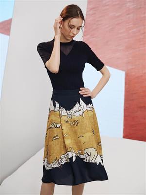 藍地女裝新品