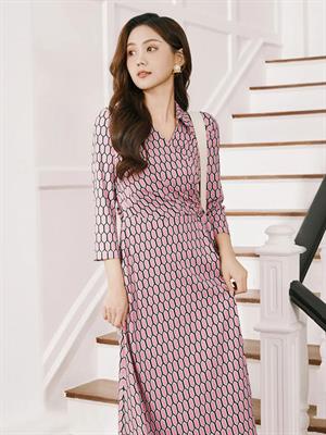 萊芙艾迪兒女裝秋冬新品