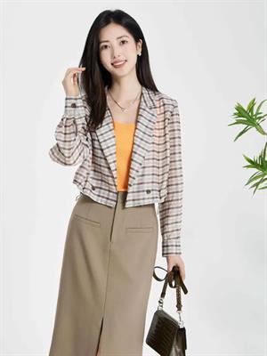 柏語時女裝春季新品