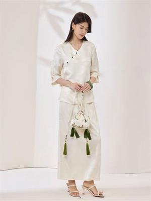 米梭女裝新款產(chǎn)品