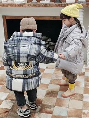 韋氏童裝羽絨服