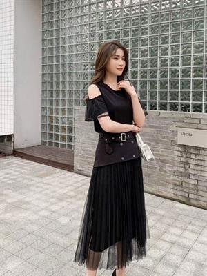莎融女裝春夏新品